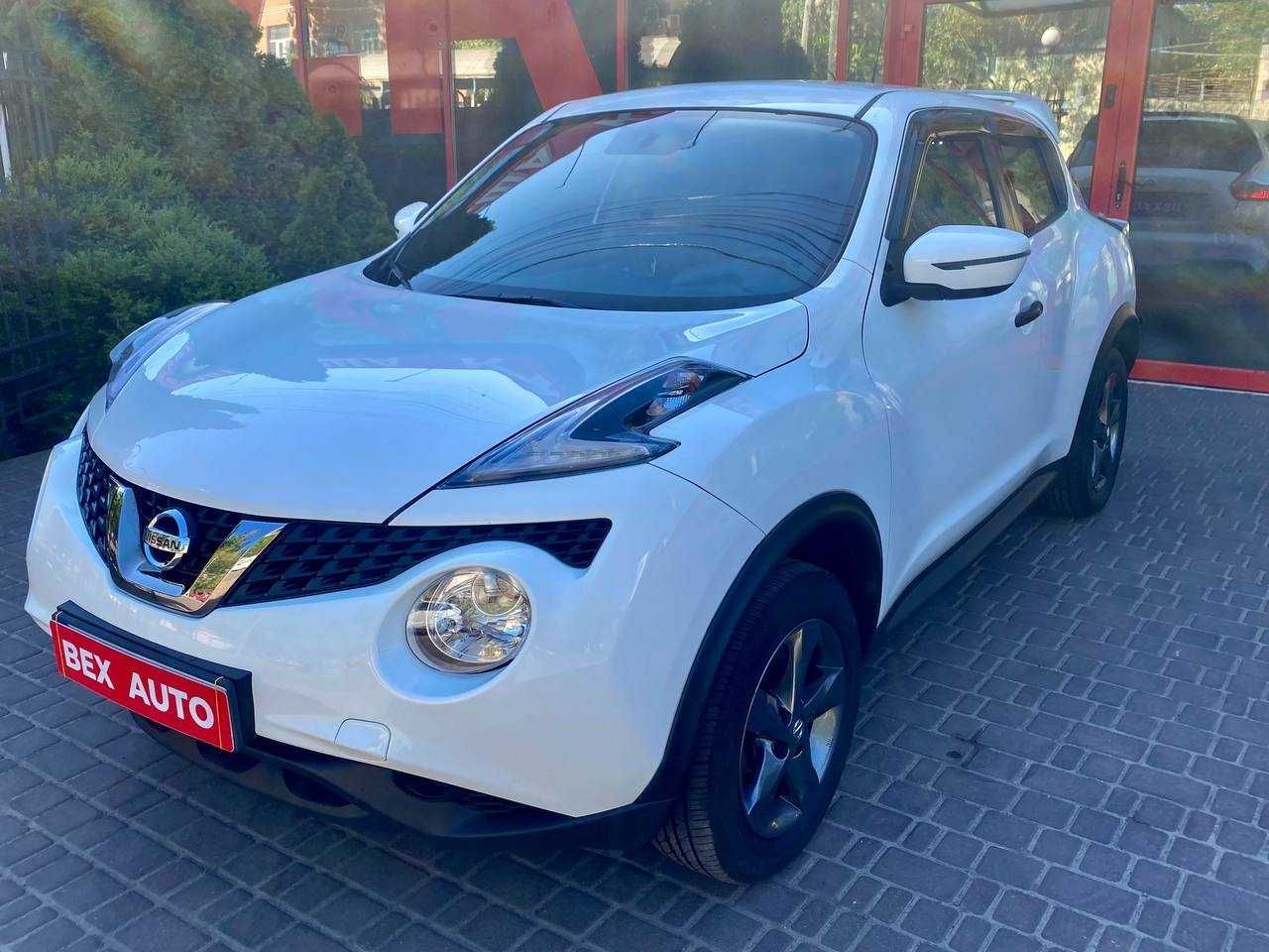 Автомобіль Nissan Juke 2019 року