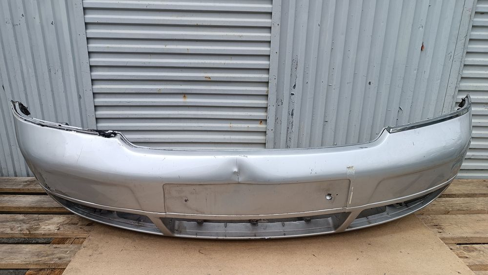 Vendo parachoque de frente Audi A6 C5 ano 1998/2004