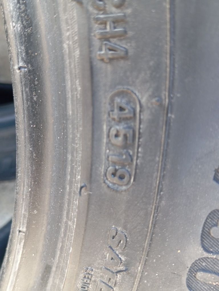 Kumho 225/50 zr17