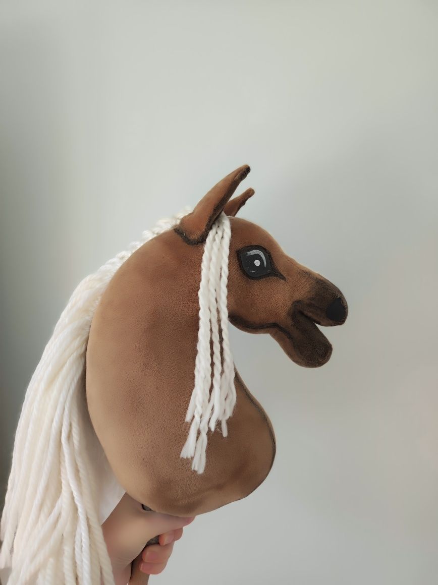 Hobby horse gniady