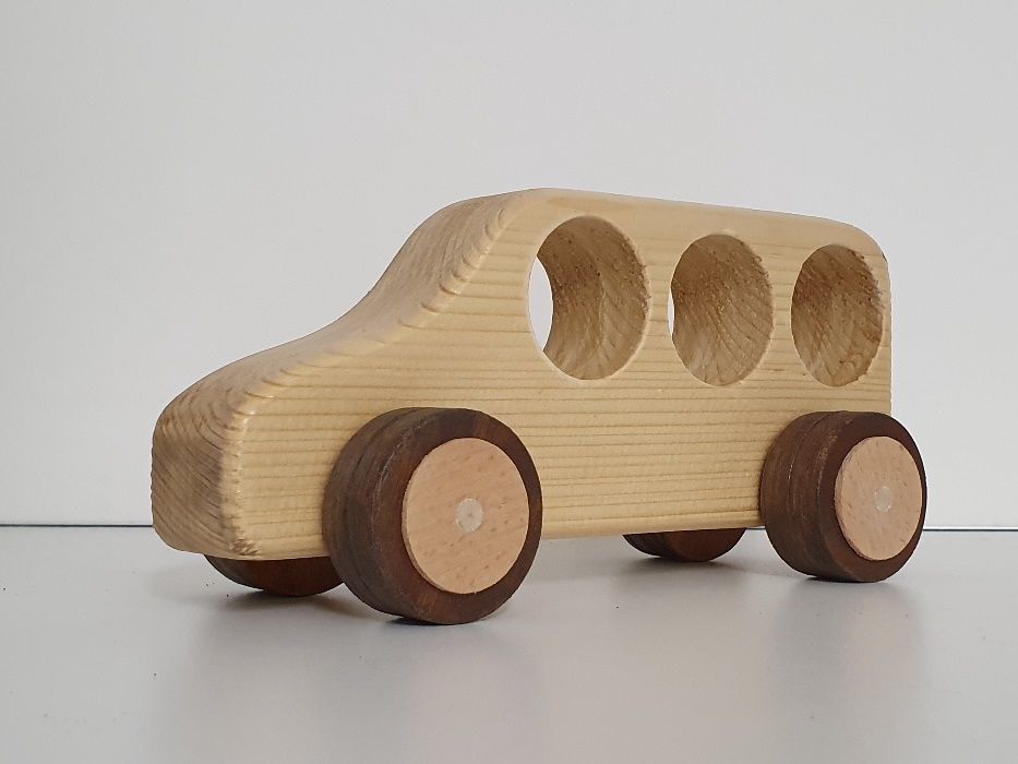 carros de madeira