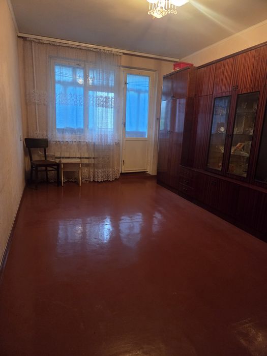 Сдам 3-комнатную квартиру на долгий срок.