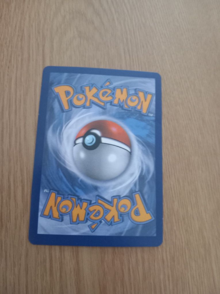 Carta pokemon charizard V-ASTRO