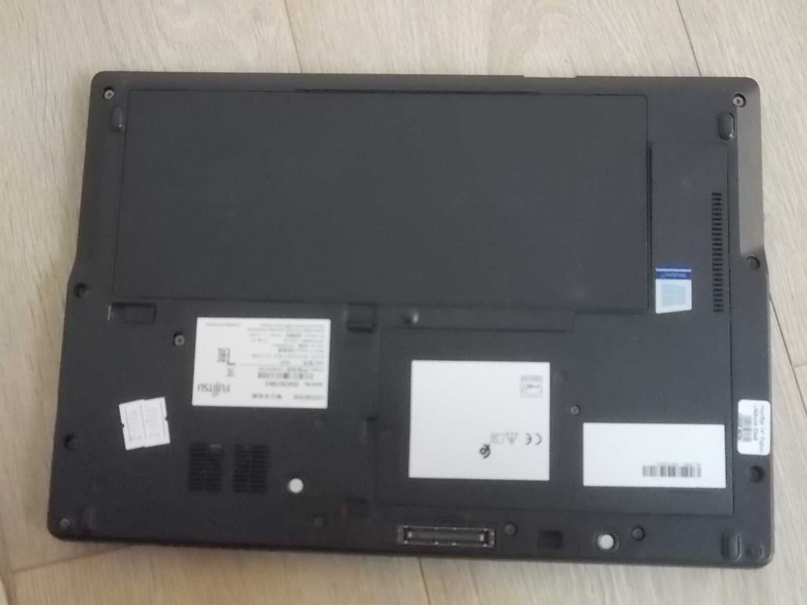 Fujitsu Lifebook E548 Core i5-8350U 8GB DDR4 256GB NVMe