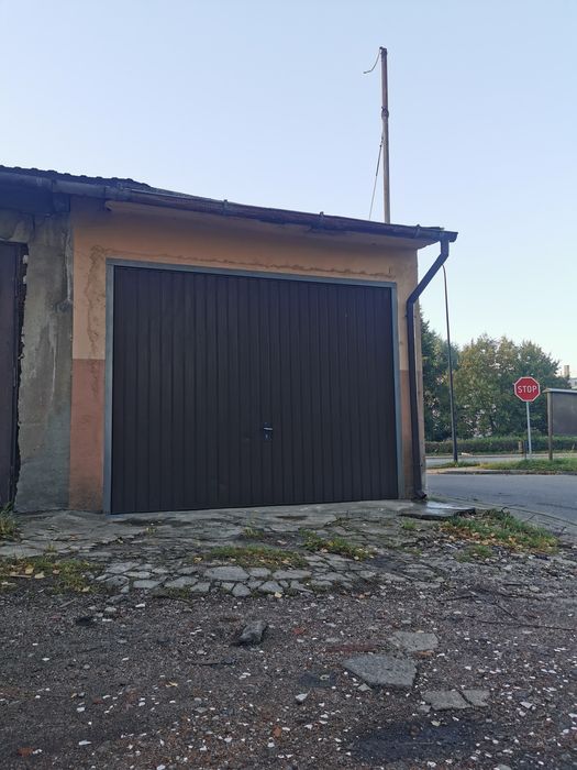 Garaż z kanałem do wynajęcia