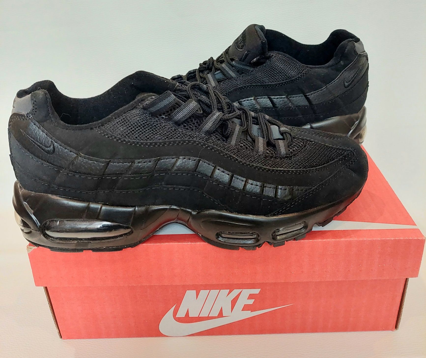 Nike Air Max 95 размер 41