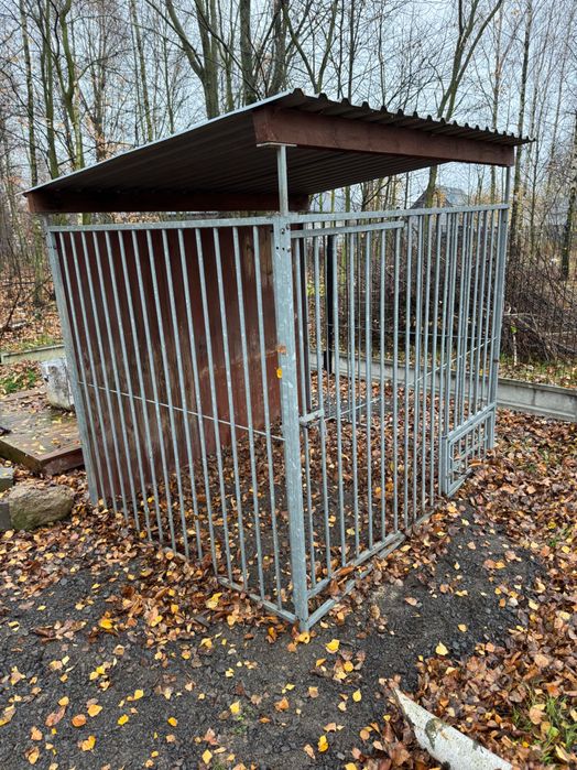 Zewnętrzny kojec dla psa