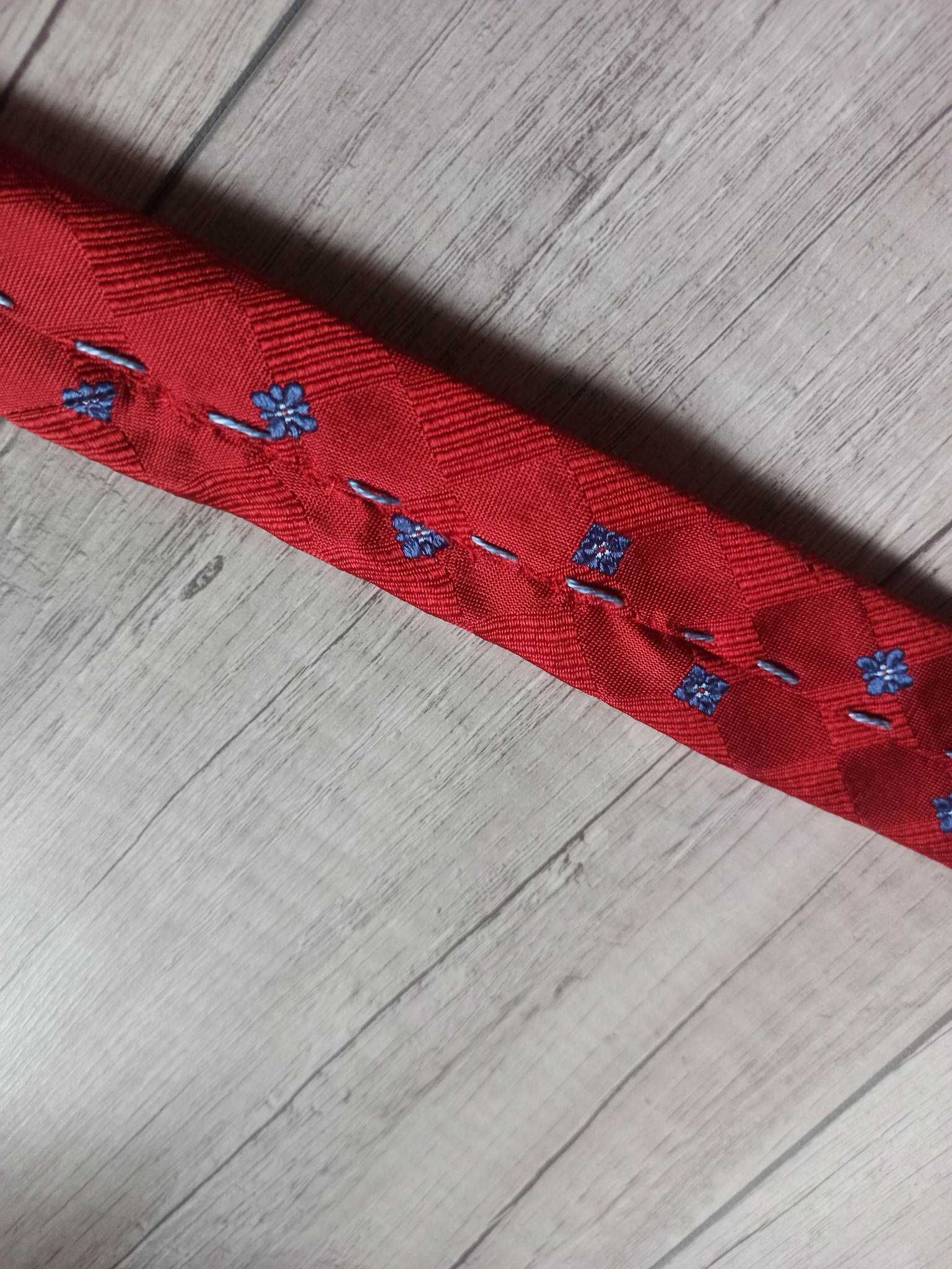 Pal Zileri czerwony jedwabny krawat w kwiaty