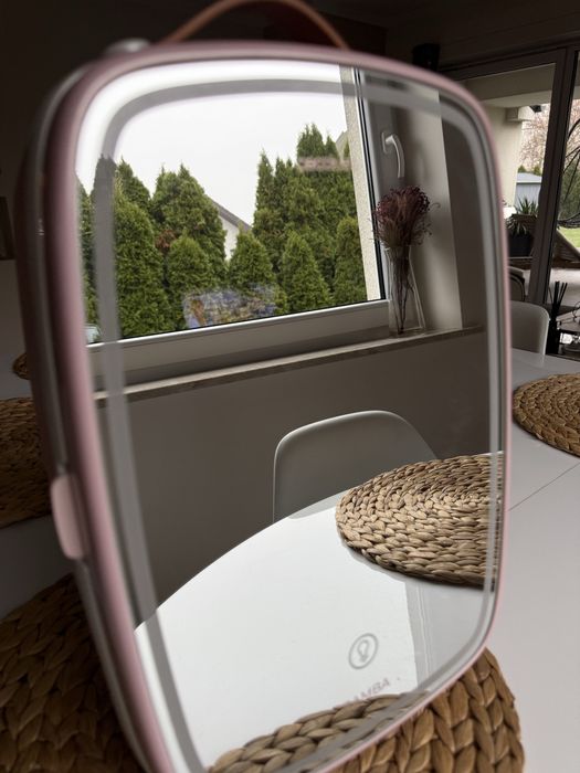 Mini lodówka kosmetyczna 6l