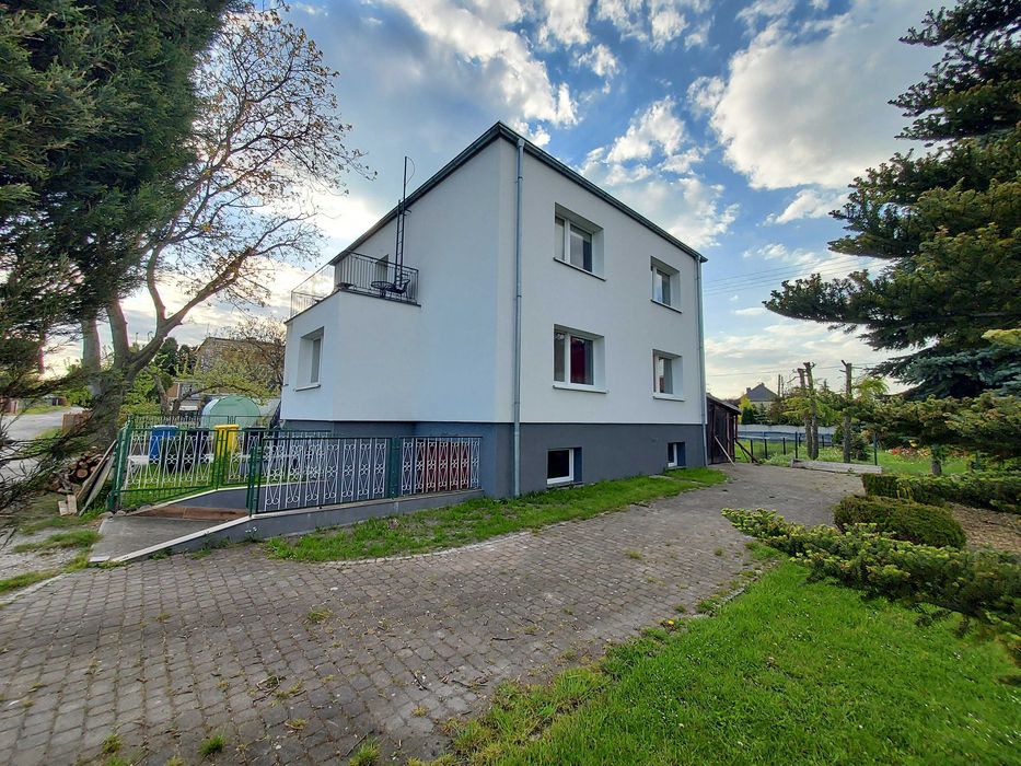 NOCLEGI KWATERY Pokoje do wynajęcia z łazienkami Tanio dla pracowników