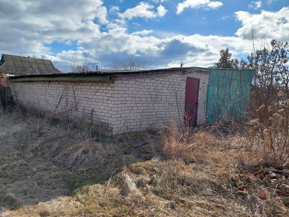 Під розбірку магазин.