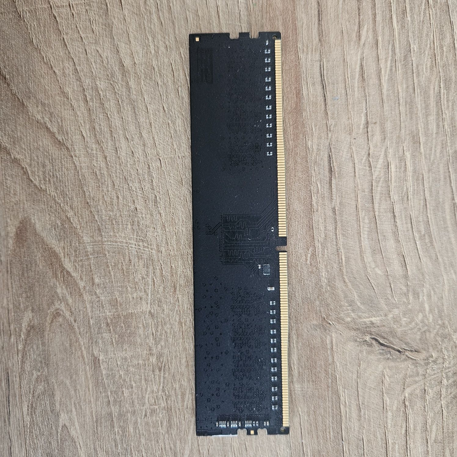 ОЗУ DDR4 8GB 2400 MHz GEIL (GN48GB2400C17S)