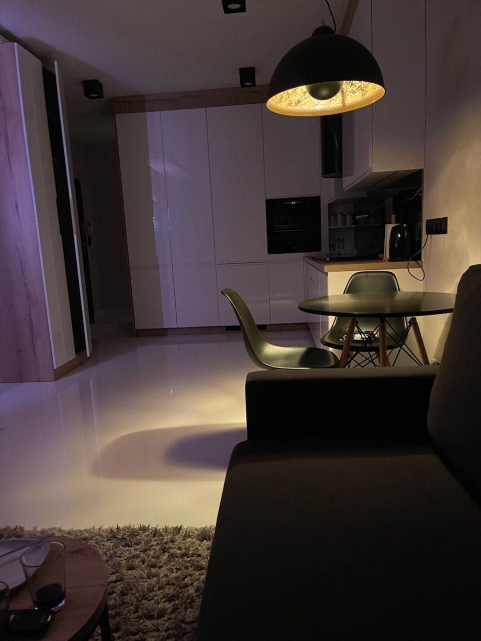 Ekskluzywny apartament premium – ul. Grzybowska 85, 40 m², FV8%