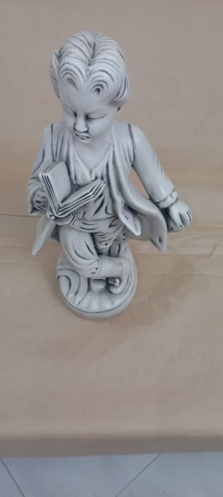 Peças decorativas antigas