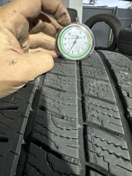 Шини резина 215/65/16с r16c Goodyear пара зимні