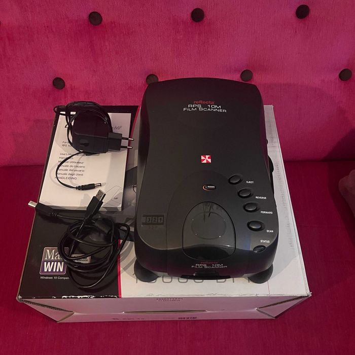Skaner do filmów małoobrazkowych Reflecta RPS 10m