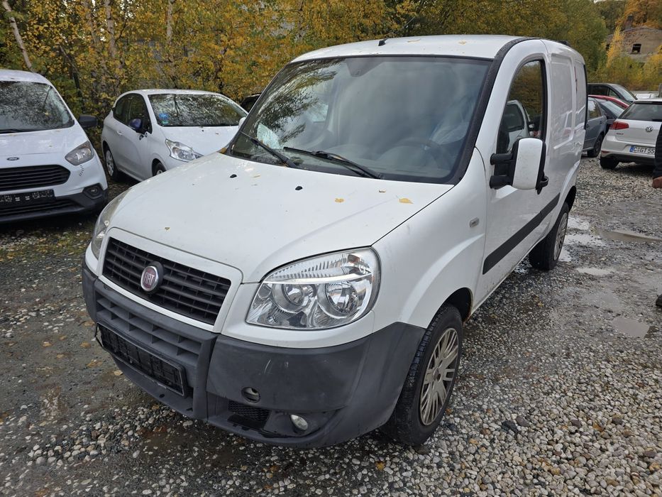 Fiat doblo 2010 1.3 podnoszony dach!!