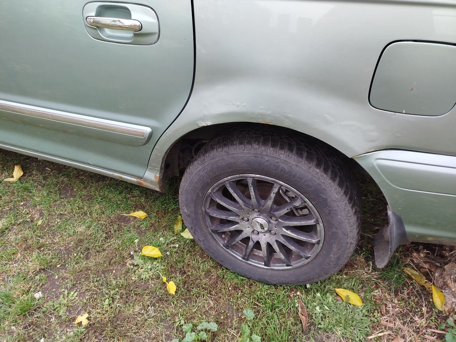 Продам надійного мінівена