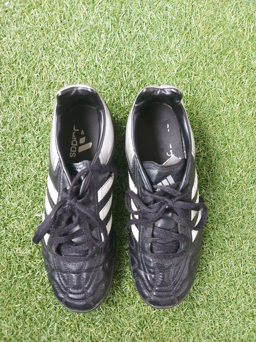 Buty do piłki nożnej turfy Adidas Puntero r 36