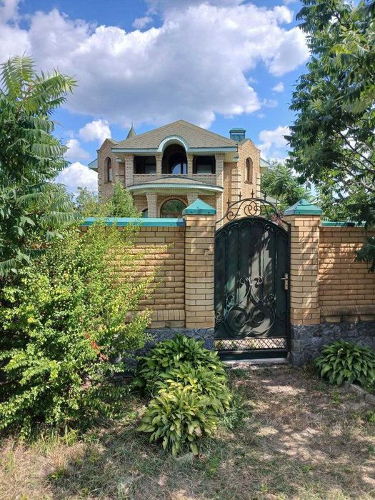 Продам будинок м. Охтирка