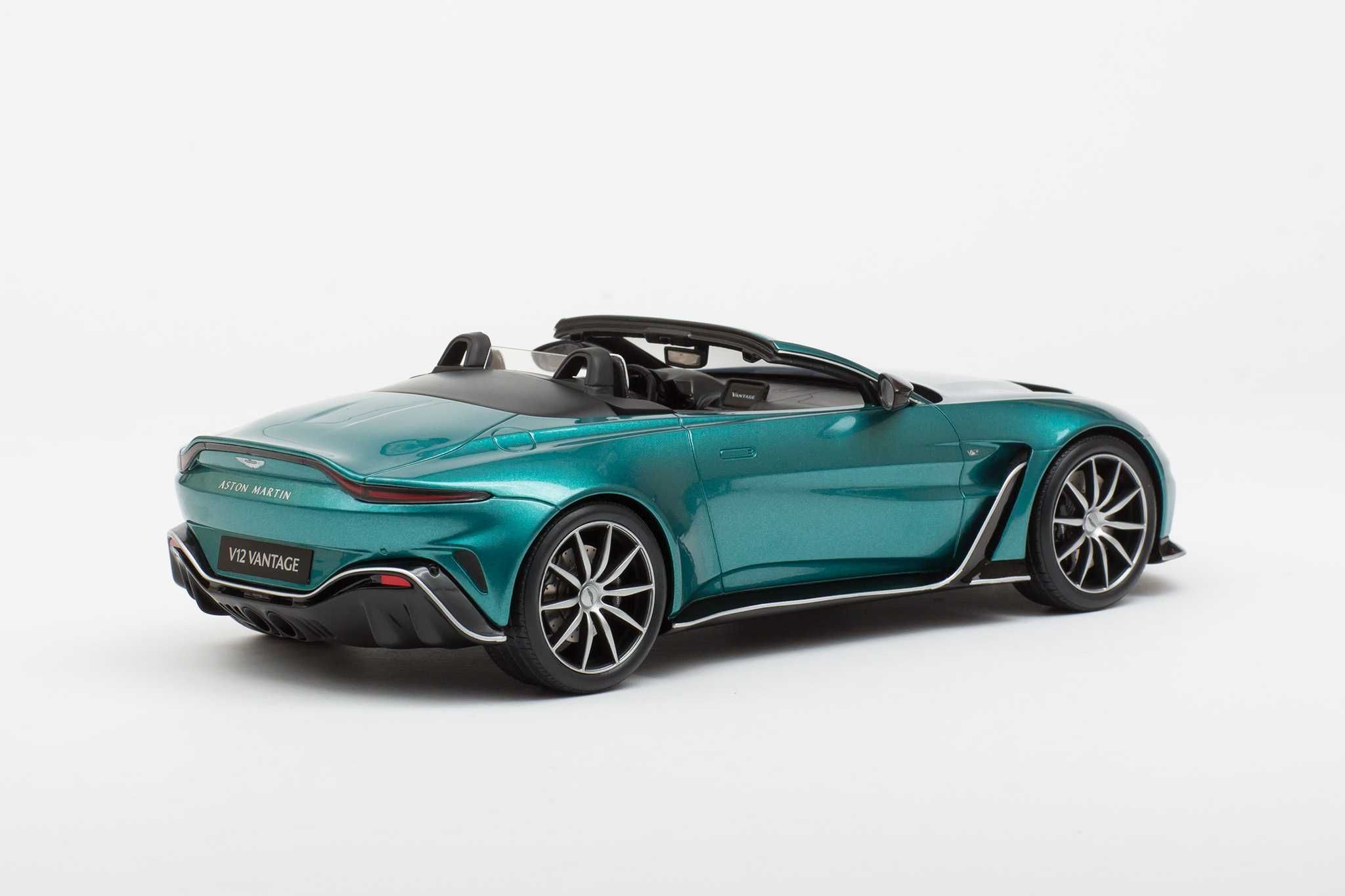 Aston Martin V12 Vantage Roadster Tayos Turquoise Green GT Spirit 1:18
