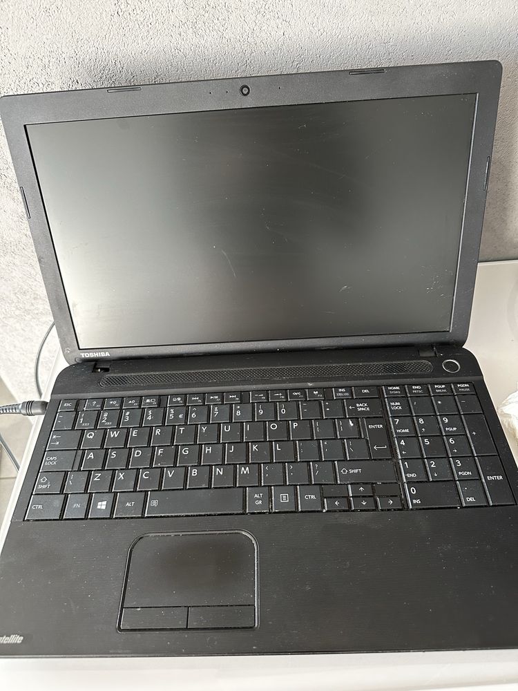 Toshiba Satellite C50-A-14W 1005M/2GB/500/DVD-RW