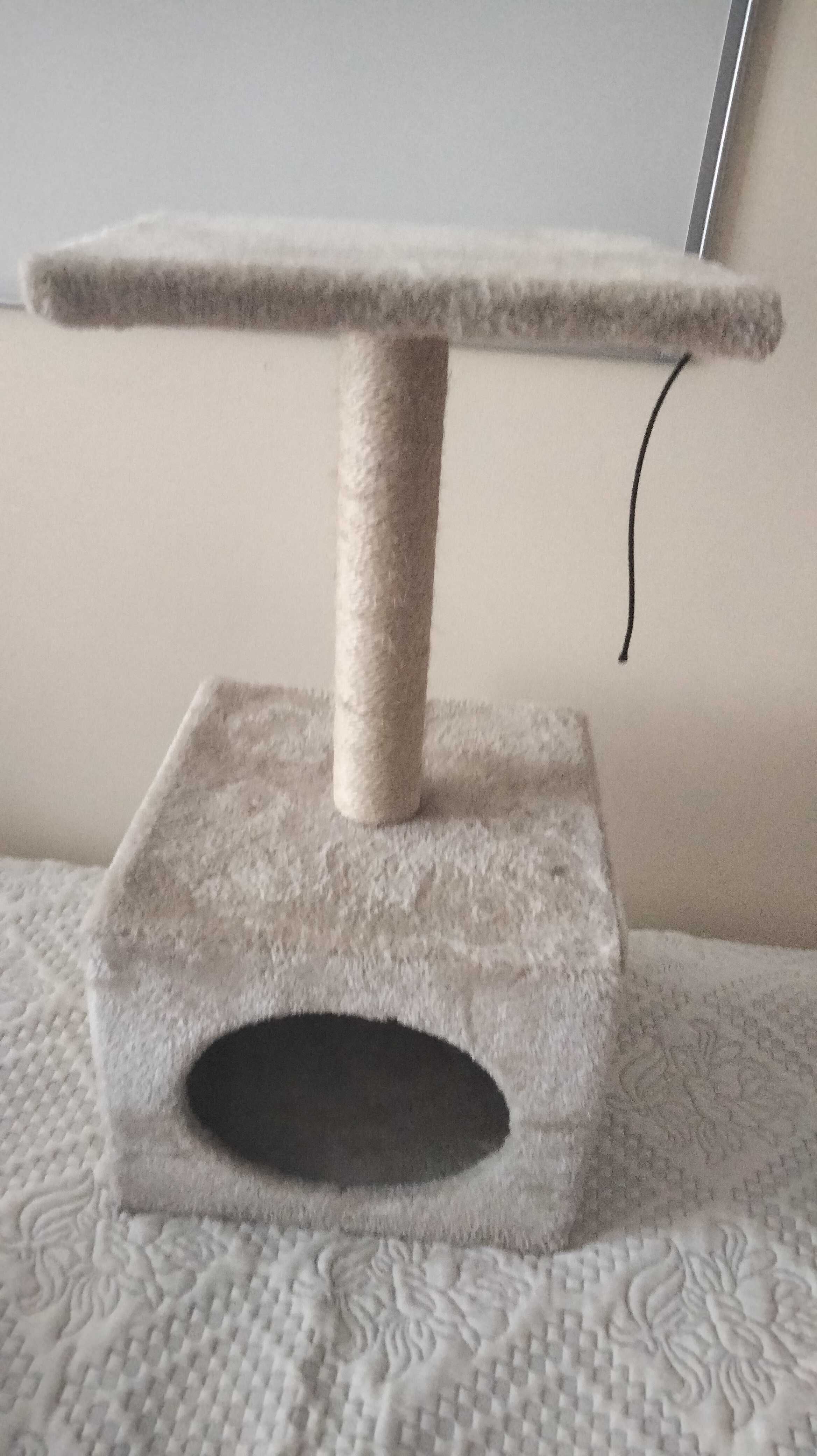 Arranhador para gato