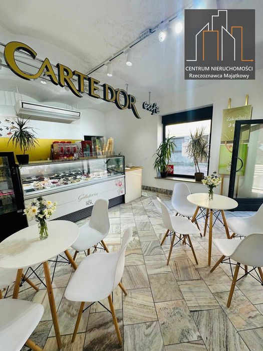 Budynek usługowo-mieszkalny w centrum Wolbromia