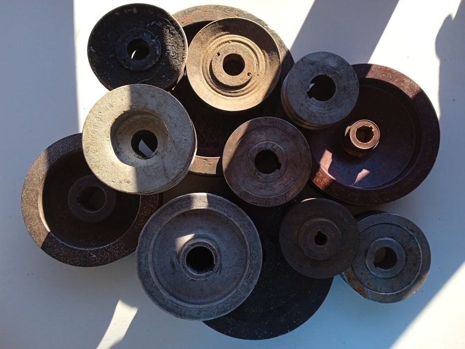 Продаються шківи різних розмірів