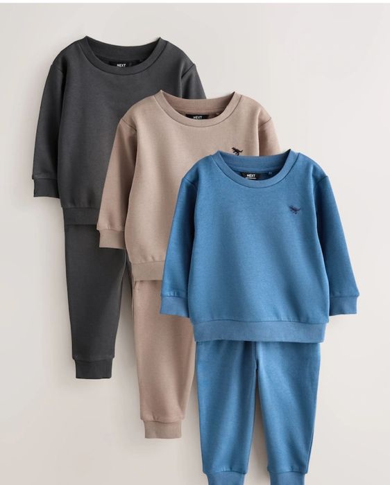 Утеплений костюм next