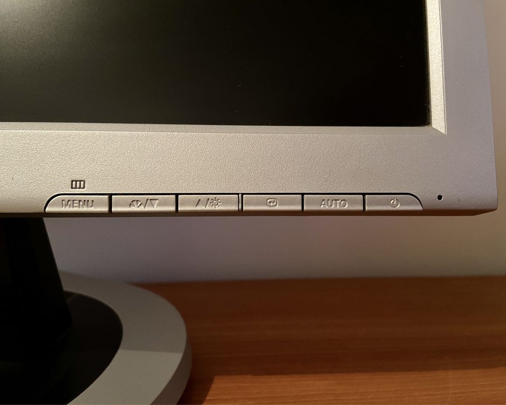 Samsung SyncMaster 901N