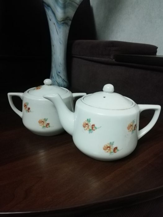 Ваза стекло, чашка, чайник сахарница Довбыш Городница ссср