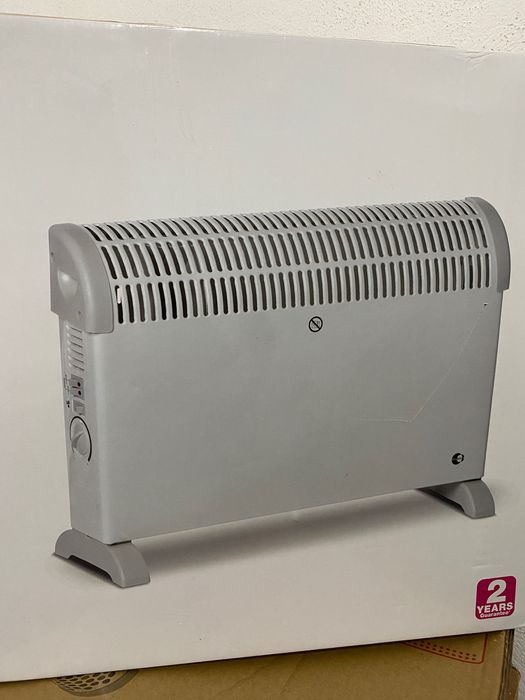 Aquecedor elétrico Equation 2000W — ótimo estado, novo