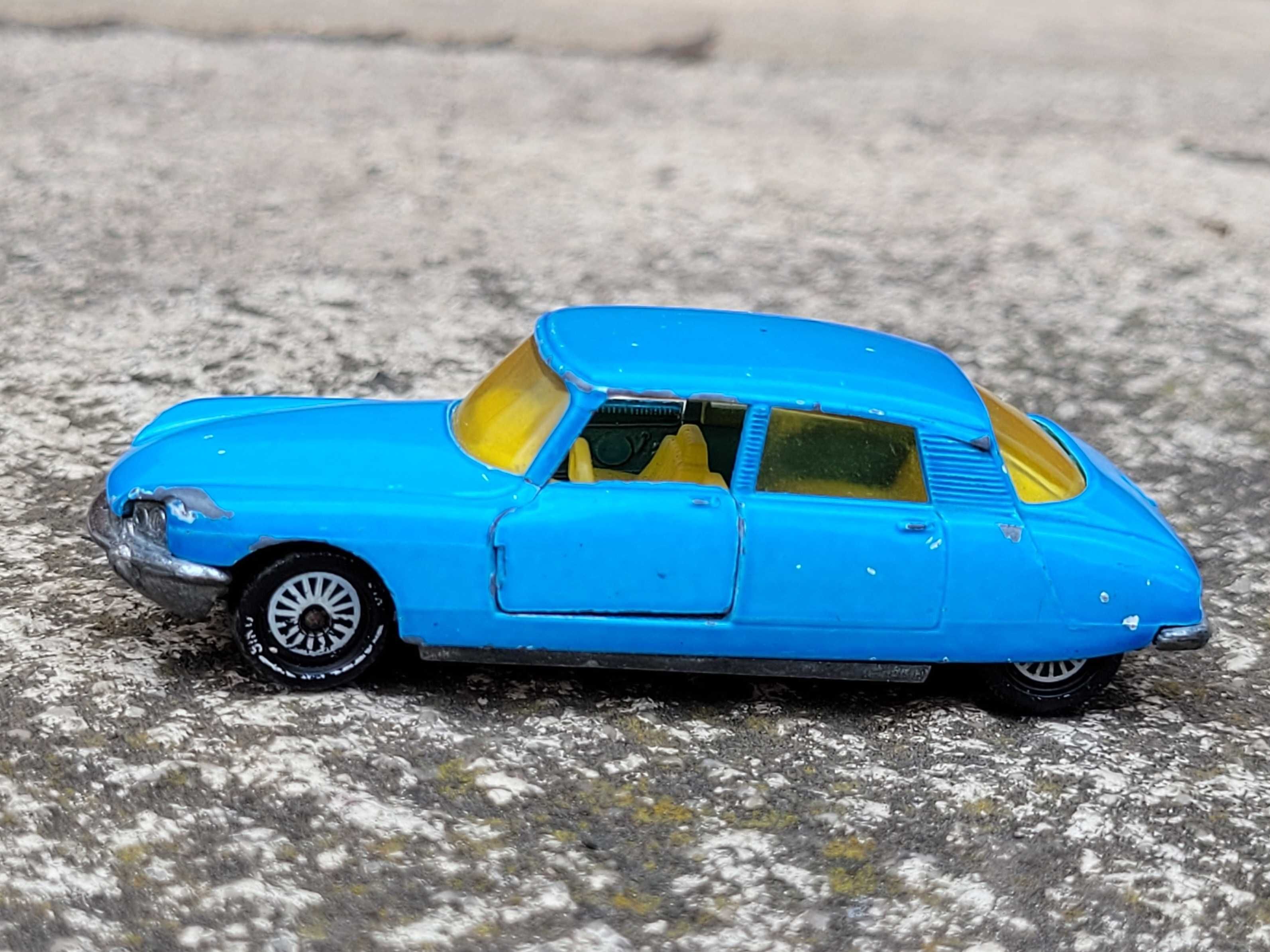 Kolekcja modeli Citroen DS 21 Siku V230 Unikat