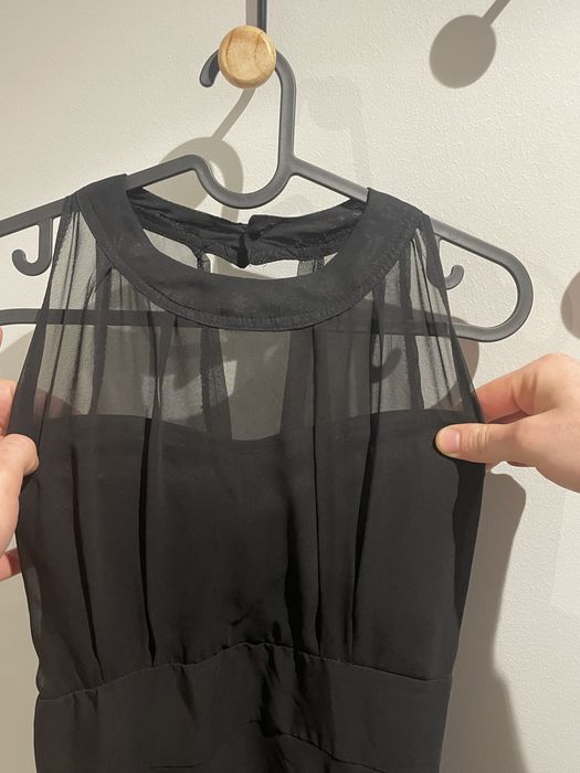 Czarna, elegancka sukienka