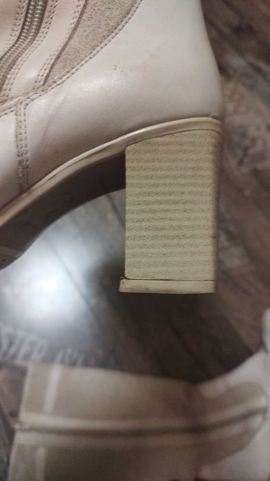 Чоботи повністю натуральні