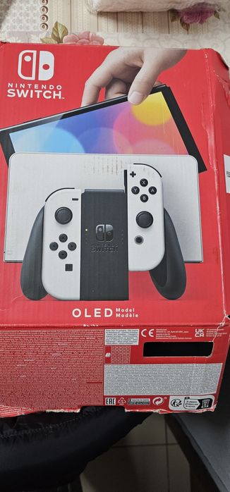 Nintendo switch Oled desbloqueada varios packs
