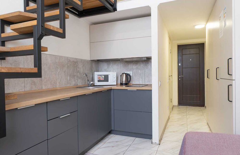 Дворівневий смарт апартамент, поруч із метро, здам подобово.