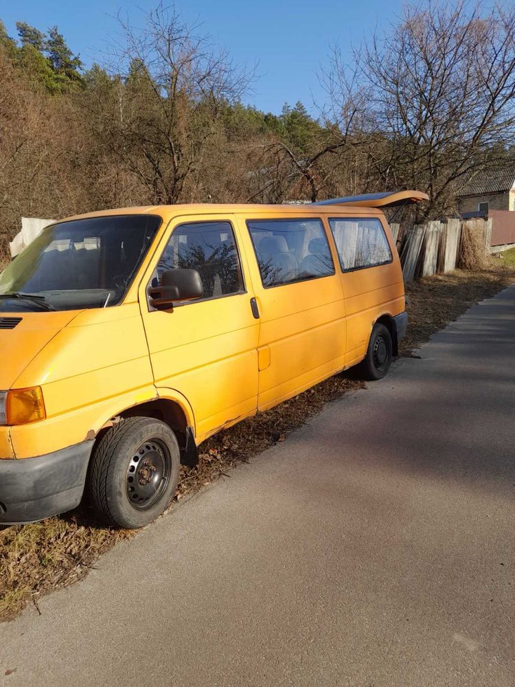 Volkswagen Transporter 1999 року 1.9 TDI