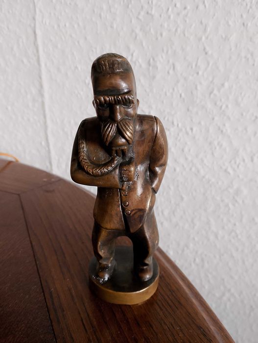 Józef Piłsudski figurka z brązu