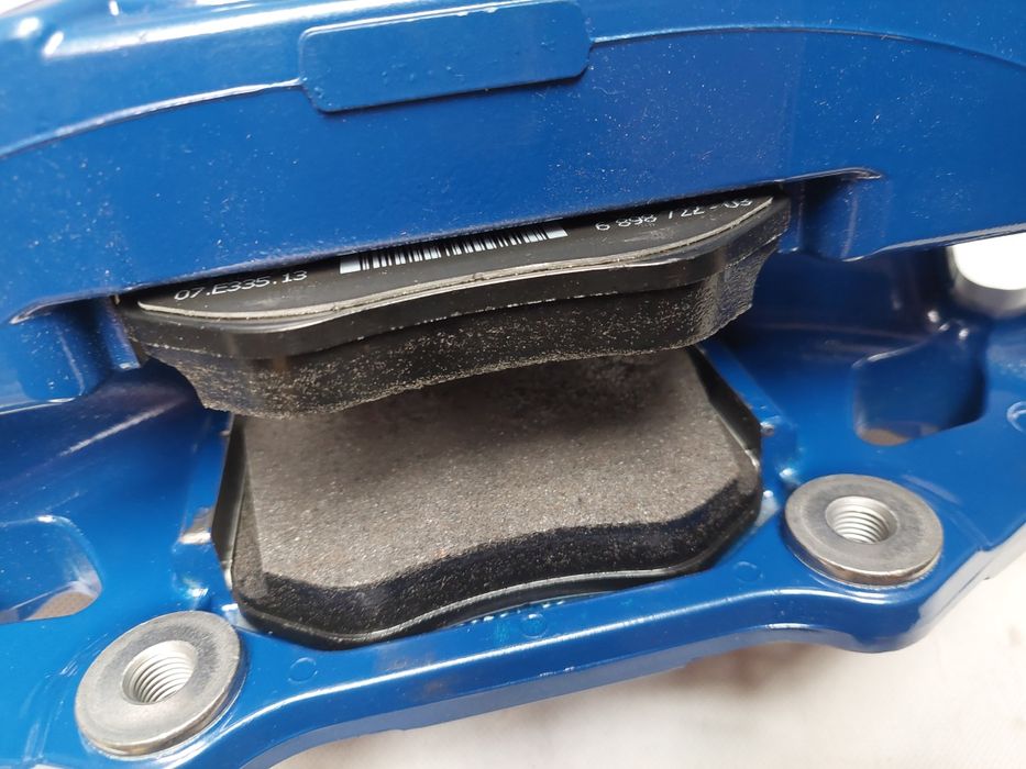 Nowe zaciski klocki 374mm M-Pakiet BMW 5 7 G11 G20 G30 X3 G01 swap