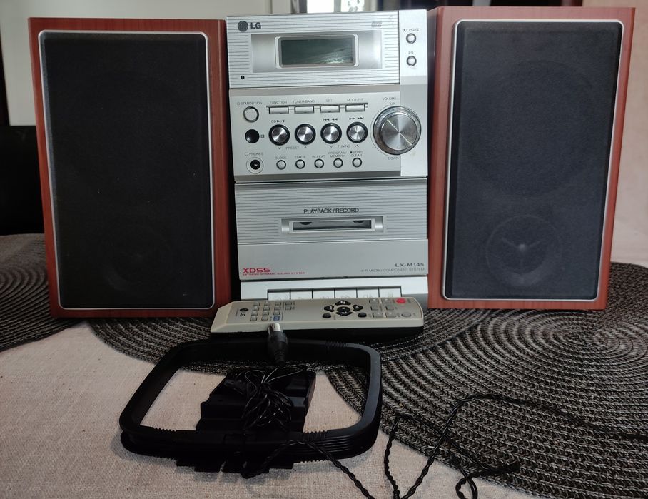 Музичний центр LG LX-M 145