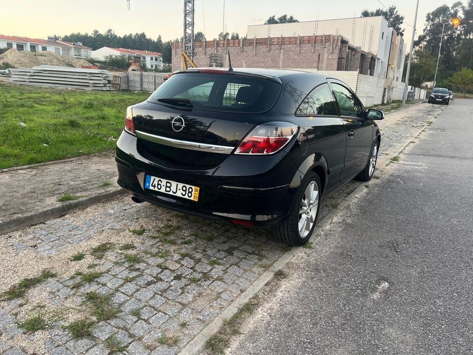 Opel Astra H GTC 1.9 CDTI 150CV
