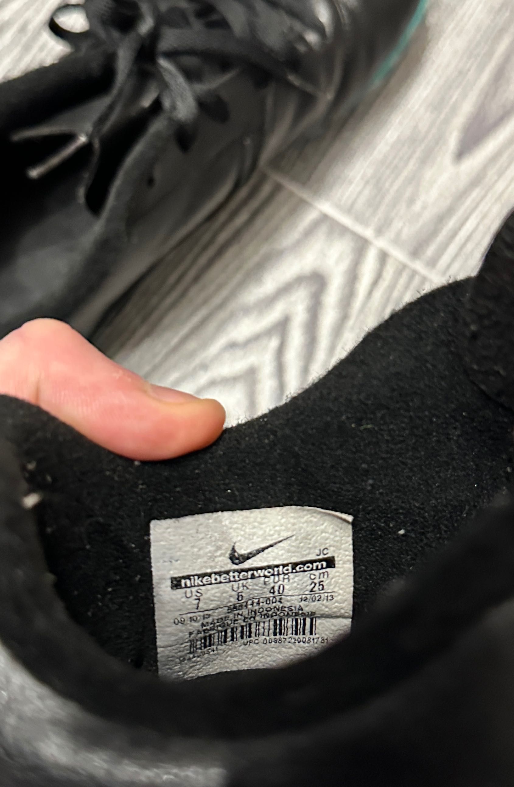 Сороконожки Nike размер 40 стелька 25 см