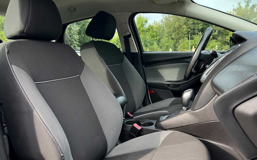 Ford Focus  2012