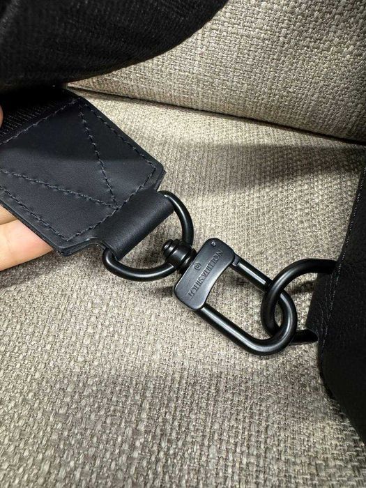 Сумочка мужска Louis Vuitton, в идеале