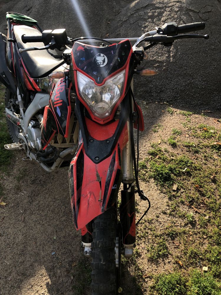Продам або обміняю Loncin300