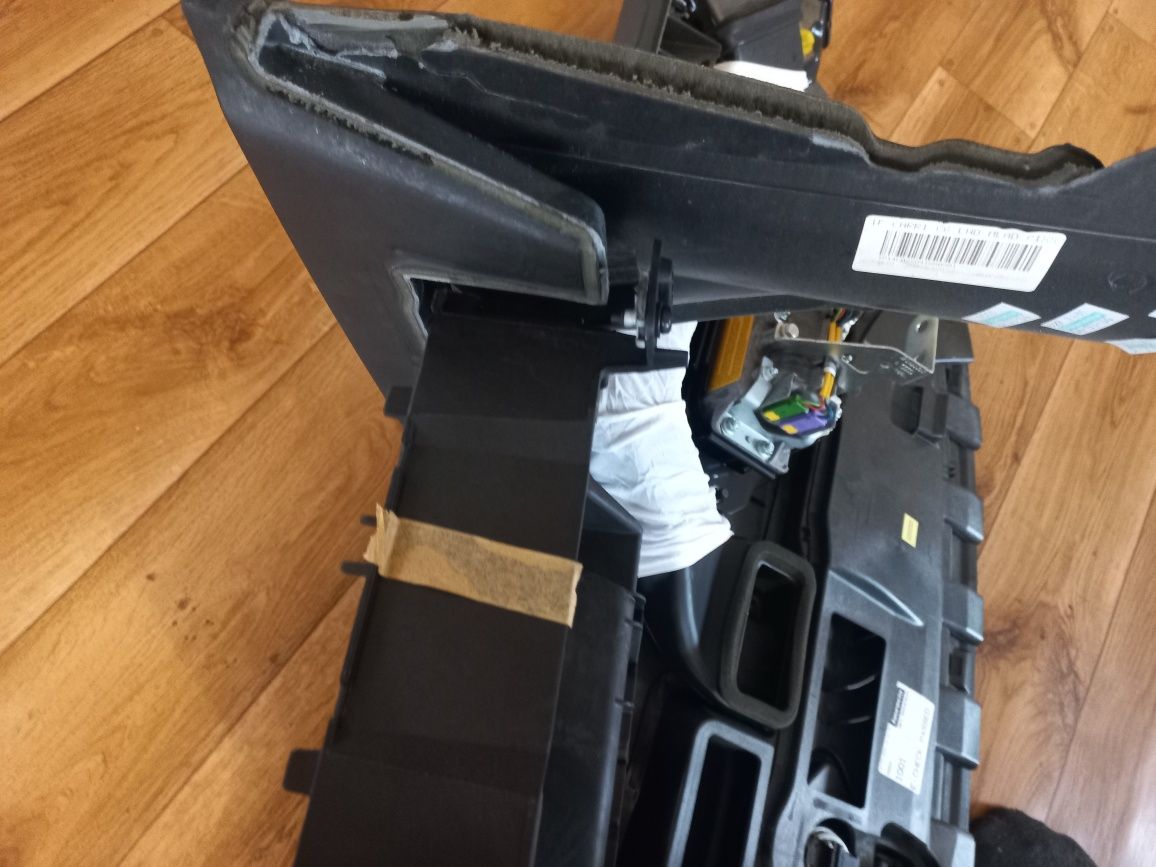 Deska rozdzielcza kokpit pulpit audi a6 c6 czarna airbag