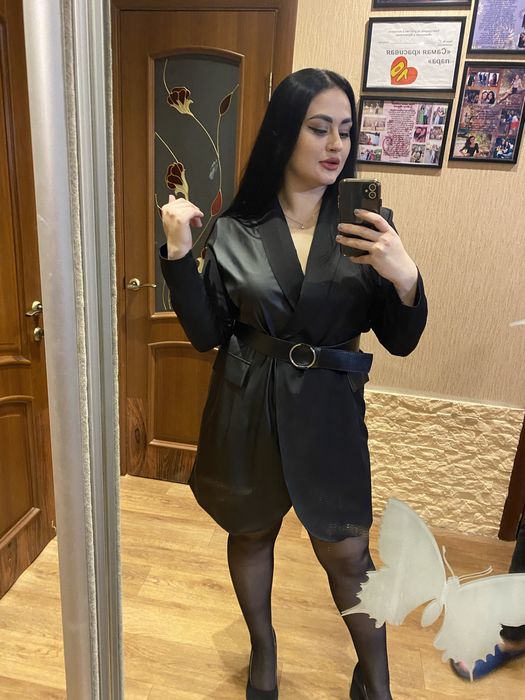 Черное платье пиджак на запах