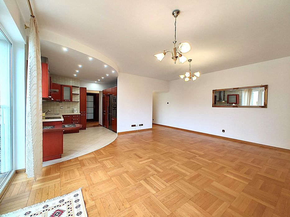 Sprzedaż 84m2 3 pokoje 2 garaże Bemowo Górce Do szybkiego wprowadzenia